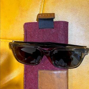 Raen men’s square style sunglasses